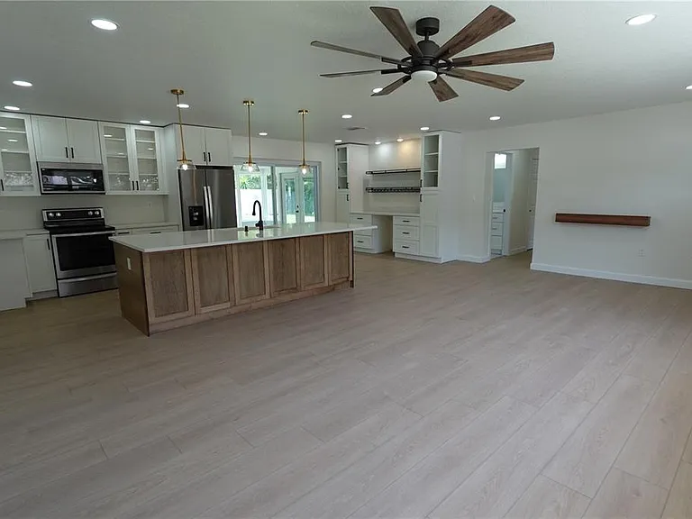 5 S Hercules Ave — Photo 14