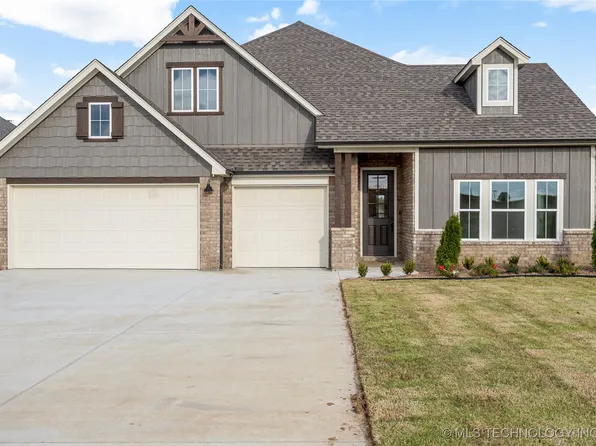 2057 E 130th St, Jenks, OK 74037
