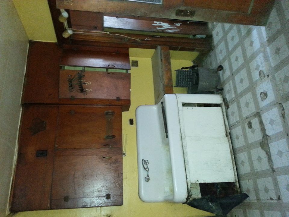 2nd image of 2622 N 38th St