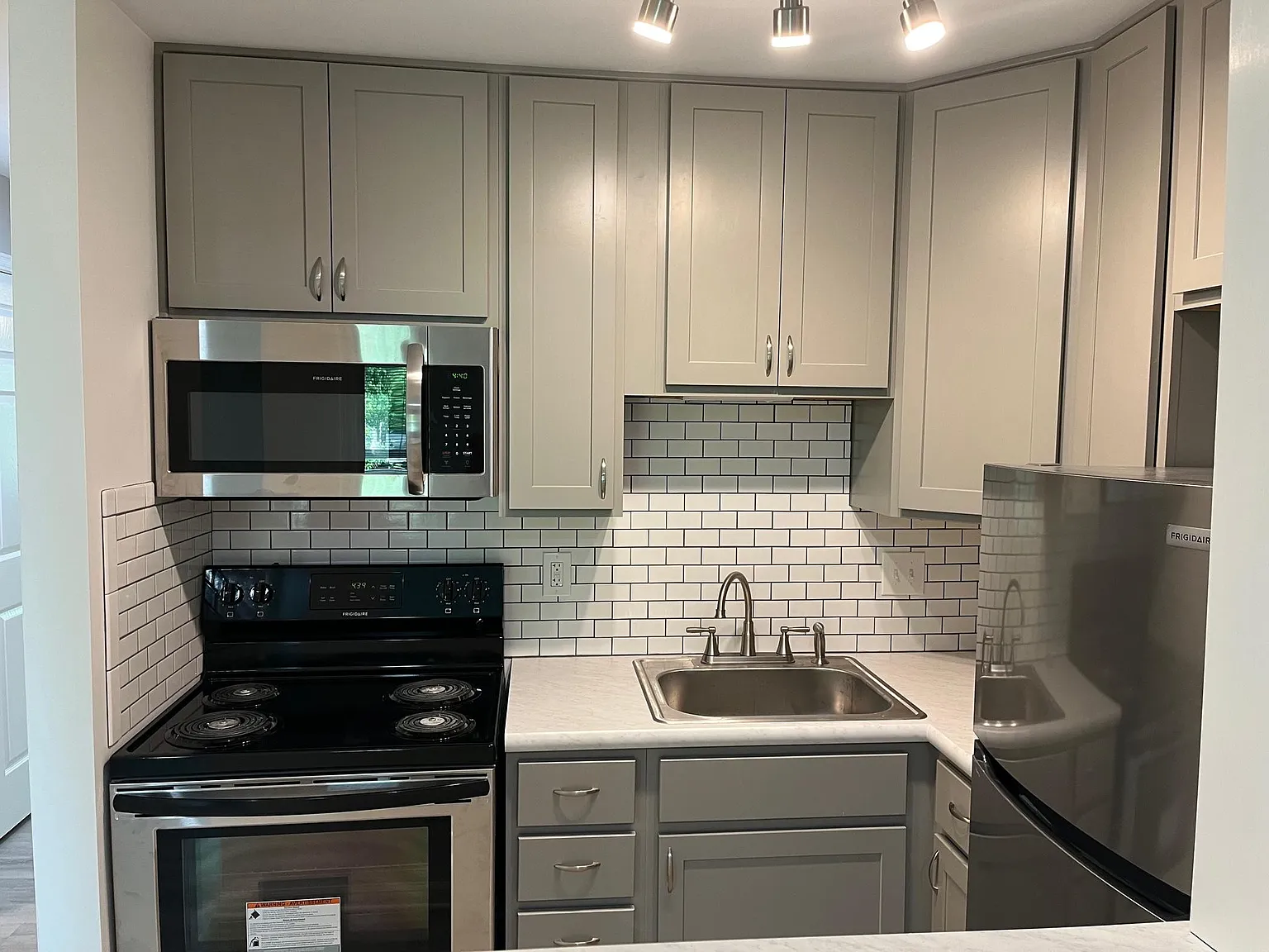 1 bed, 600 sqft, $950 — Photo 3