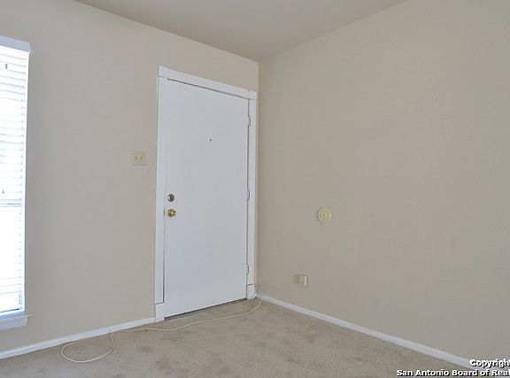 4th image of 7334 Cherrybrook St