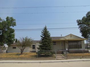 303 Stampede St, Newcastle, WY 82701