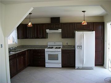 3rd image of 3401 Ecochee Ave