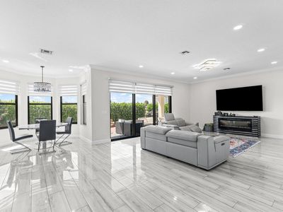 1115 Avondale Ct, West Palm Beach, FL, 33409