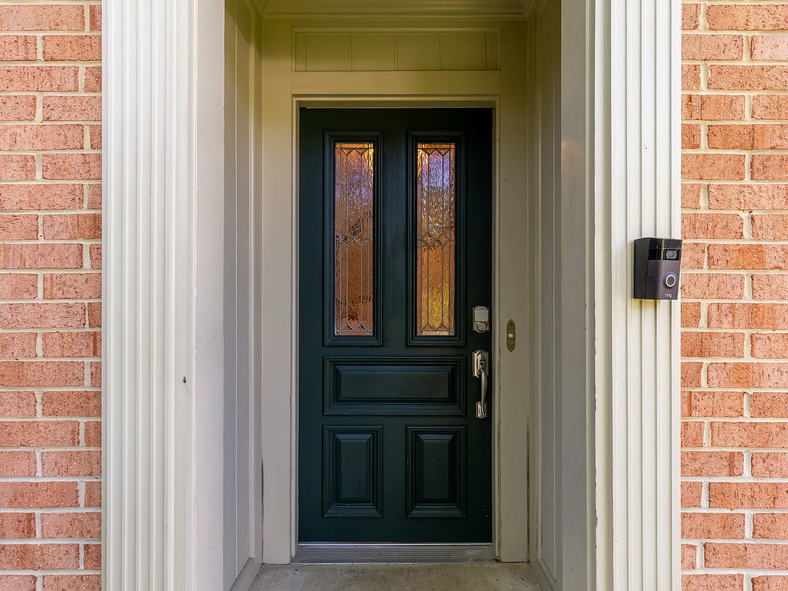 6 bed, 4338 sqft, $6,995 — Photo 4