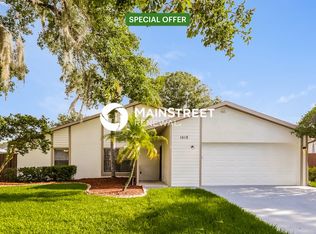 1418 Monte Lake Dr, Valrico, FL 33596