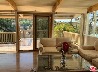 2821 Pacific View Trl, Los Angeles, CA 90068