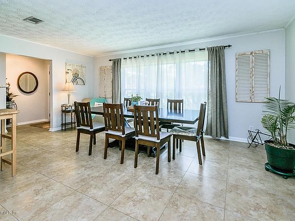 4th image of 4706 Praver Dr S