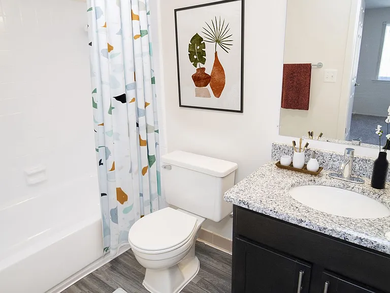 Novi Ridge Apartments — Photo 18