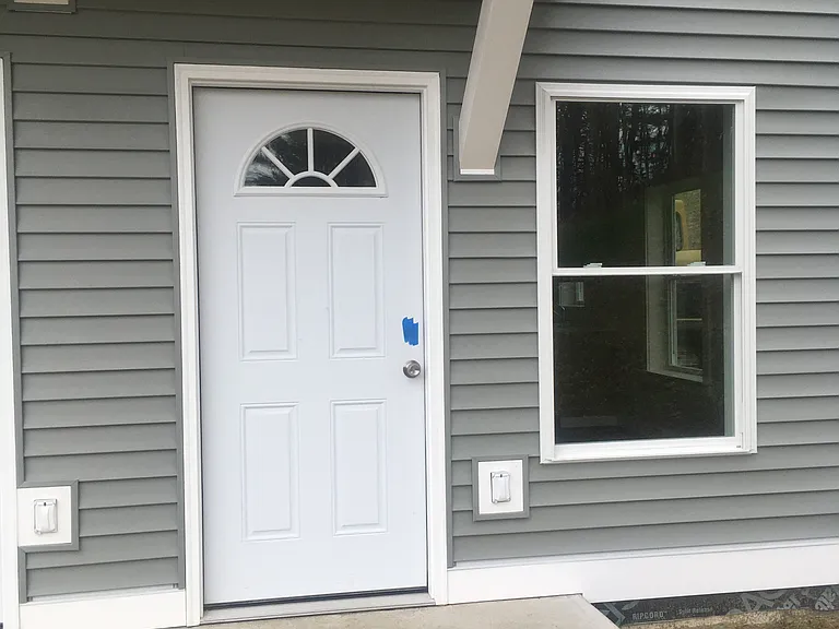 93 Riverview Dr #24 — Photo 2