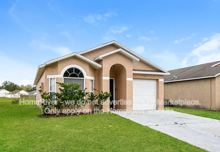 1529 Ridge Pointe Dr — Photo 2
