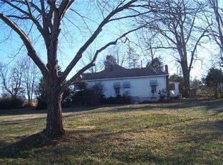 785 Boundary St, Newton, NC 28658