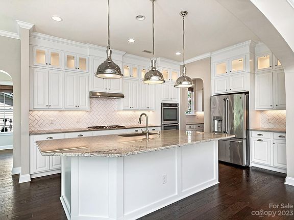 4th image of 734 Pela Vista Ct