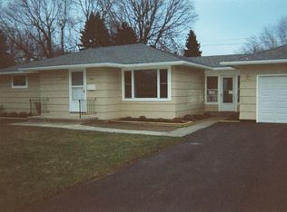 384 Buckman Rd, Rochester, NY 14615