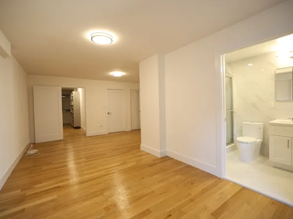 160 East 88th Street image 17 of 27