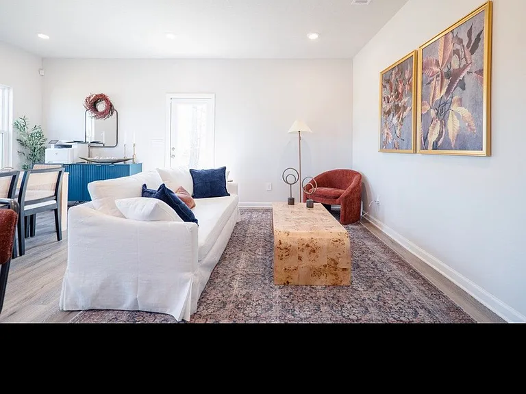 Bemiss Springs Dr — Photo 18