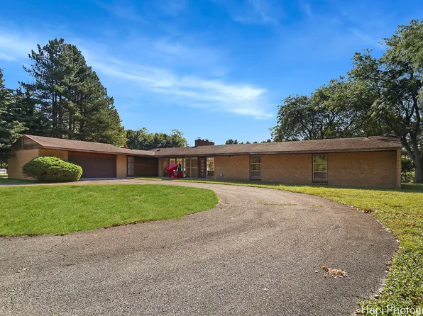 80 Meadow Hill Rd, Barrington Hills, IL 60010