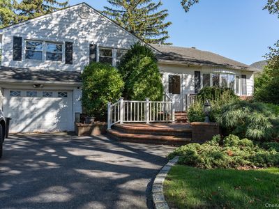 773 Wenwood Drive, East Meadow, NY, 11554