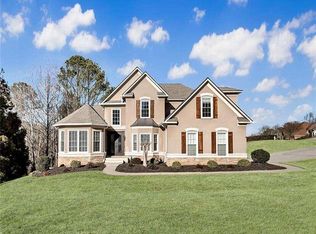 6605 River Crest Point, Suwanee, GA 30024