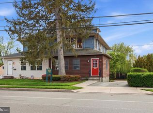 502 Darby Rd, Havertown, PA 19083
