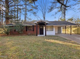 2877 Teresa Dr, Jackson, MS 39212