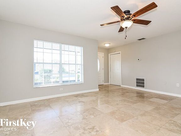 4th image of 206 Nicholson Dr