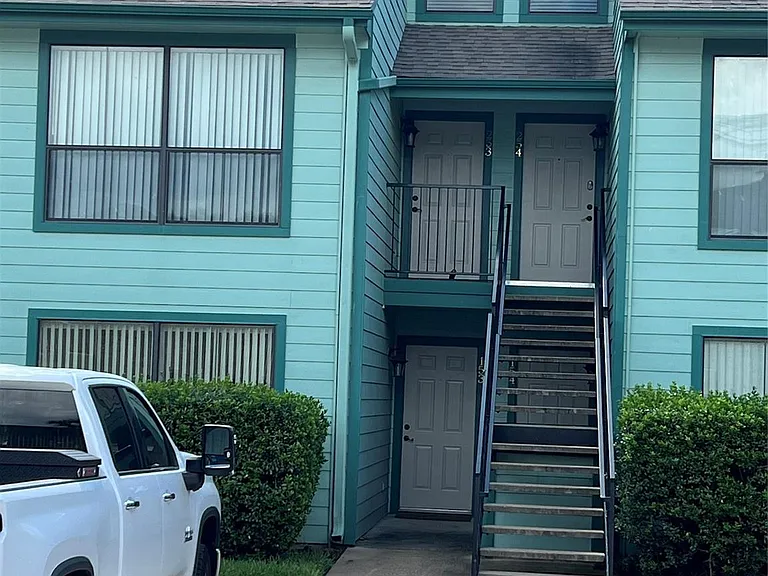 7041 Kingston Cove Ln #253 — Photo 2