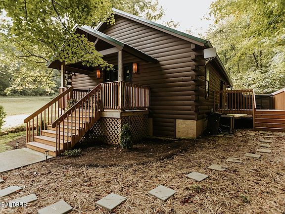 3rd image of 1115 Rocky Top Ridge Way