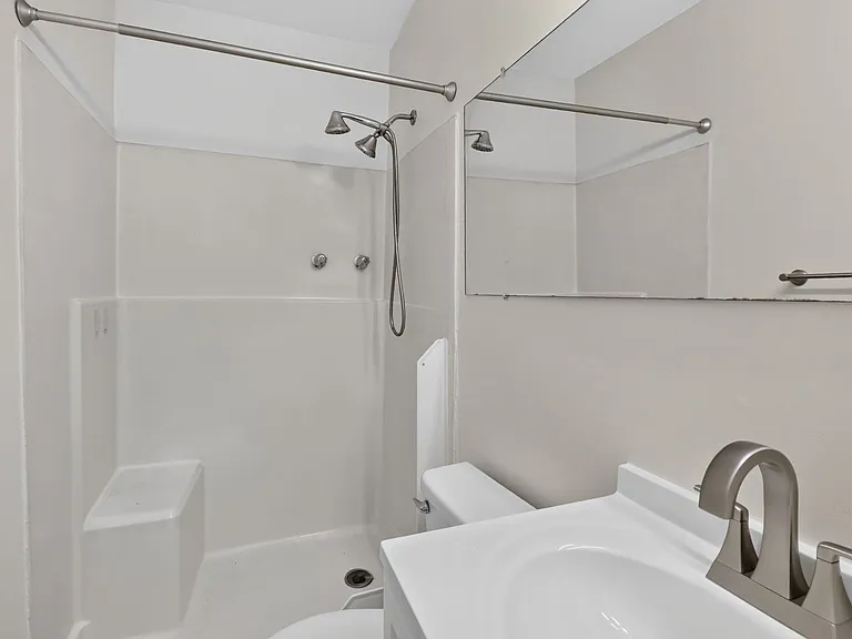 143 Bourbon Ct — Photo 13