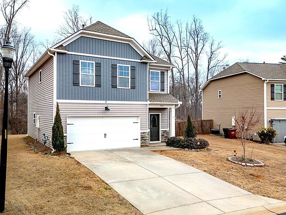 3rd image of 503 Torrington Dr