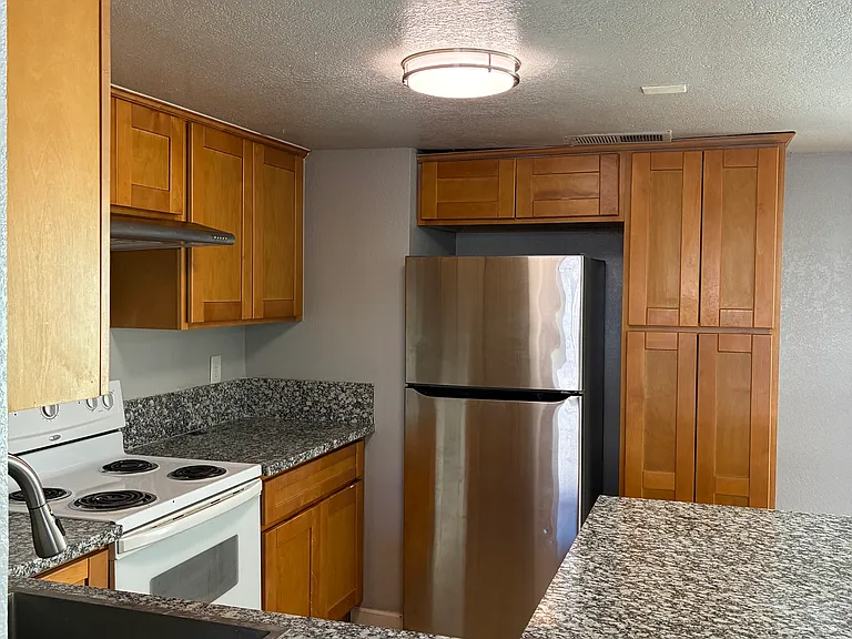 1715 W North Bear Creek Dr #A — Photo 13