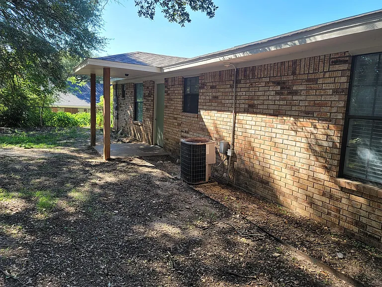 1701 Saddle Rd — Photo 16