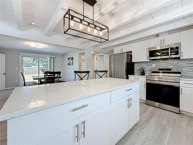 1408 Rogers St — Photo 11