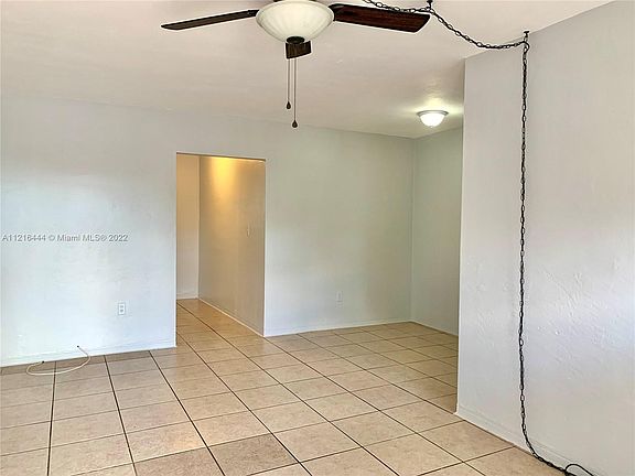 3rd image of 5805 NW 7th Pl #10