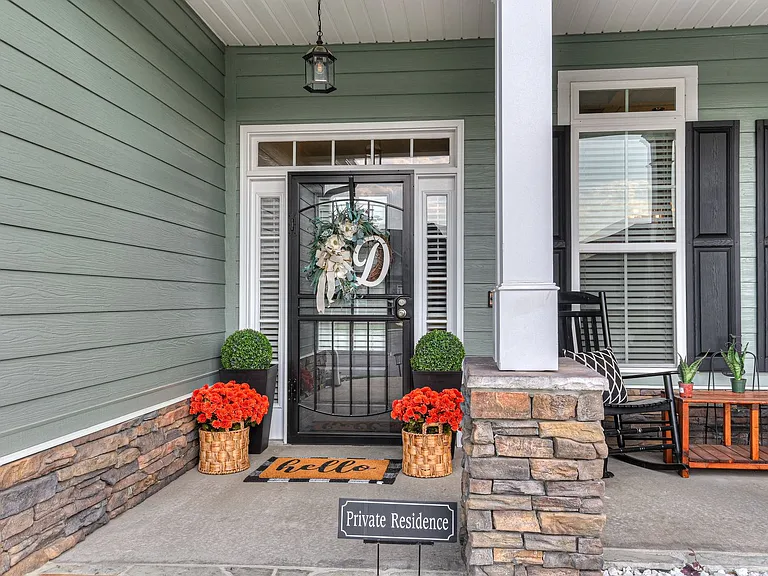 1213 Elbron Dr — Photo 6