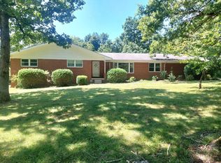 955 Old Jamestown Hwy, Crossville, TN 38555