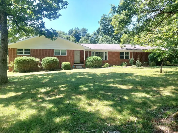 955 Old Jamestown Hwy, Crossville, TN 38555