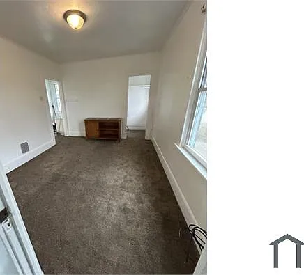 1615 Cedar Ave #2 — Photo 4