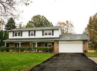 12727 Smith Rd, Lemont, IL 60439