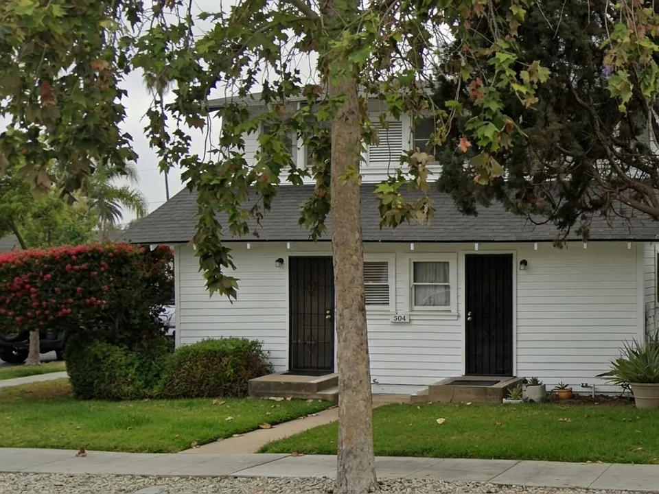 504 N Glassell St #4