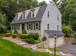 78 Ledgewood Dr, Hanover, MA 02339