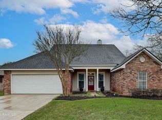 913 Rosedown Ln, Lafayette, LA 70503