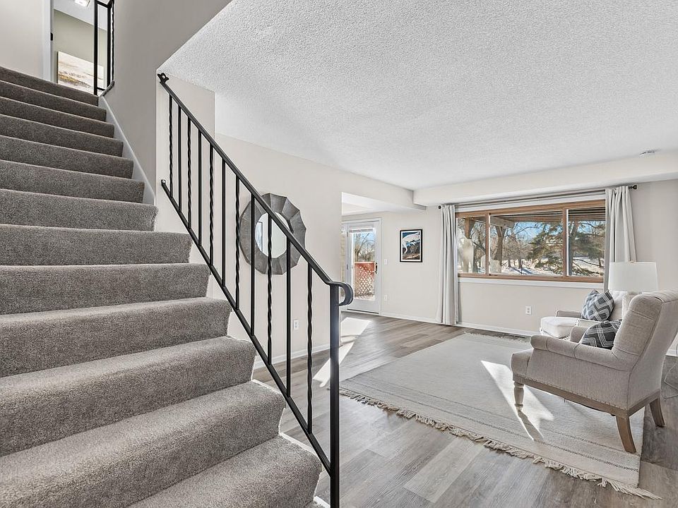8527 W 97th Street Cir, Bloomington, MN 55438 | Zillow