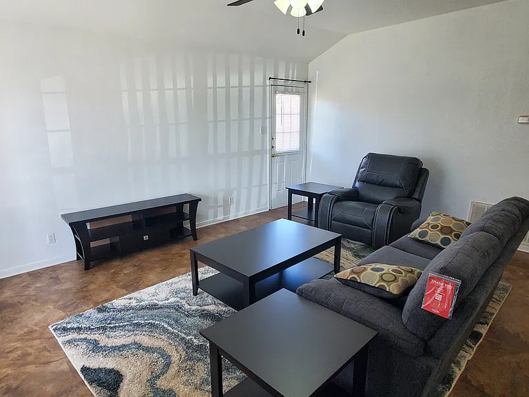 4600 Bowles Dr #2 — Photo 5