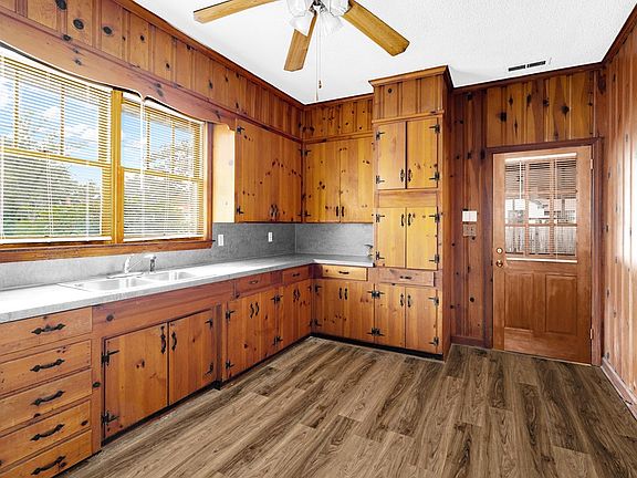 5th image of 2108 Old Edisto Dr