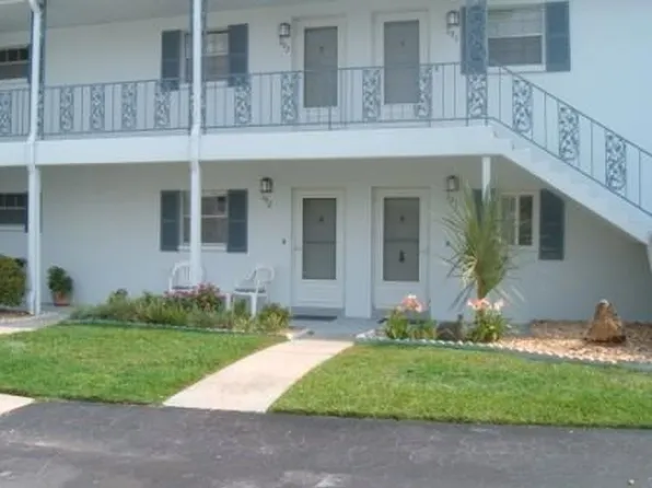 16 SW Beach Ln #102, Crystal River, FL 34429
