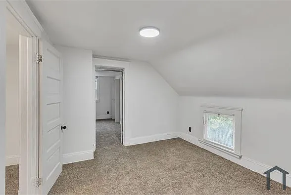 9705 Orleans Ave — Photo 13
