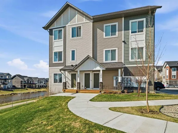 362 NE Canals Cross SW, Airdrie, AB T4B 4L4
