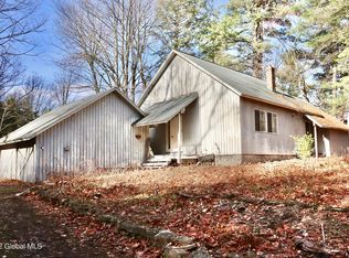 17 Meadowdale Rd, Altamont, NY 12009