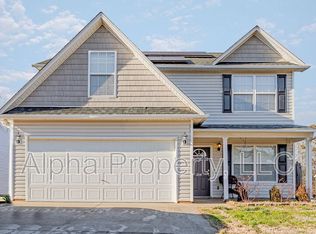204 Pope Ln, Greenville, SC 29605
